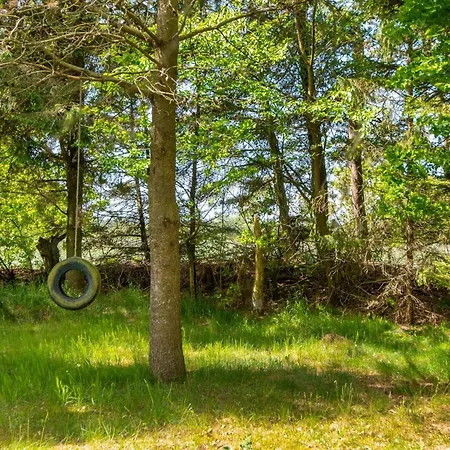 度假居 4 Person In Ans By-by Traum Roe